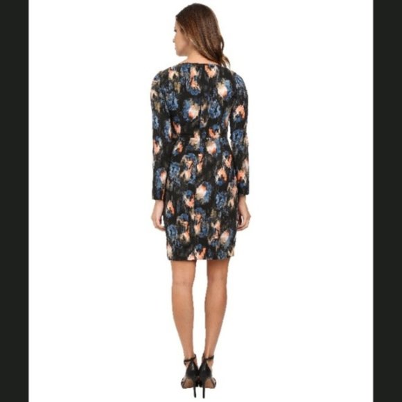 NYDJ GEMMA MELTING IKAT DRESS - Picture 4 of 5